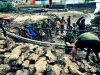 Kumpulkan Material Batu, Satgas TMMD Ke-129 Kodim 1311/Morowali Percepat Pekerjaan Rabat Jalan di Desa Polewali