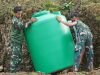 Satgas TMMD Ke-129 Kodim 1311/Morowali Bersama Warga Gotong Royong Pasang Tandon Air di Masjid Desa Polewali
