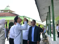 Tinjau MTs Muhammadiyah I Way Bungur, Wapres Tegaskan Pembangunan SDM Harus Menjangkau Seluruh Sekolah