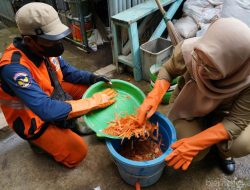 Pengelolaan Sampah Organik di Manggarai Selatan Manfaatkan Biowash