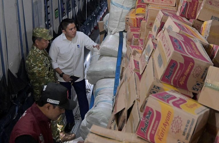 Pemerintah Kirim 253 Ton Logistik ke NTT