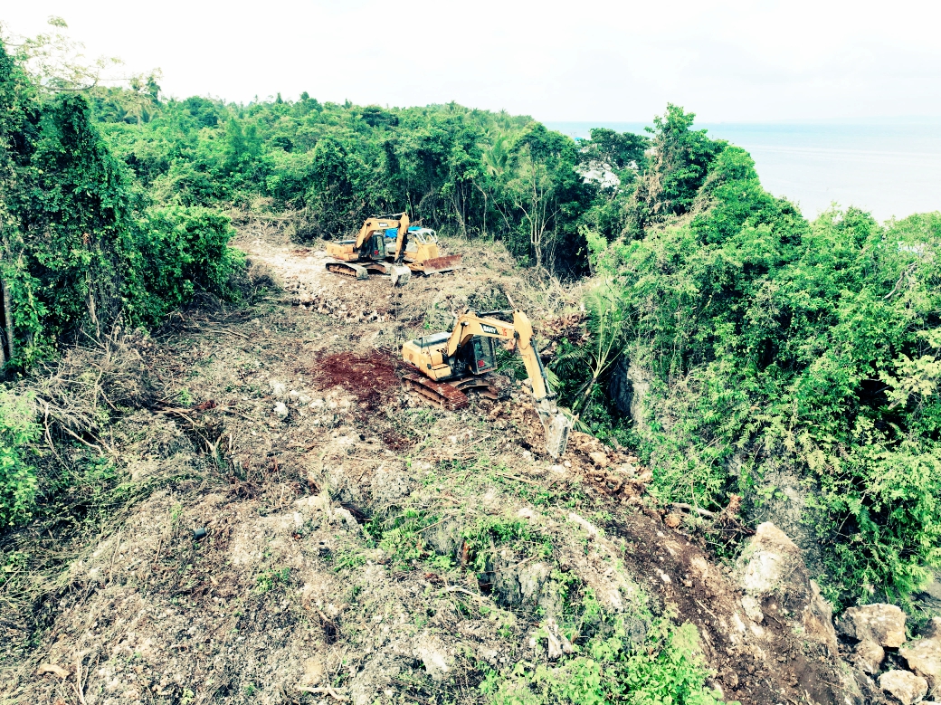 Pembukaan Jalan TMMD Ke-129 Kodim 1311/Morowali Tembus Perkampungan Kepulauan Umbele