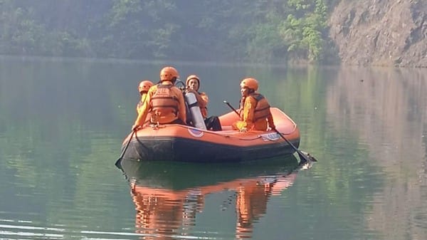 Remaja 14 Tahun Terseret Arus Sungai Ciliwung Ditemukan Meninggal