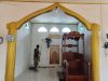 Pengecatan Masjid di Desa Polewali Terus Dikerjakan Satgas TMMD Ke-129