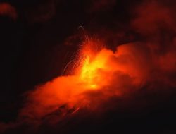 Gunung Fuego di Guatemala Meletus, Ratusan Warga Dievakuasi
