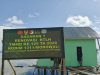 Satgas TMMD Bersama Masyarakat Gotong Royong Cat RTLH Milik Ibu Syamsiah