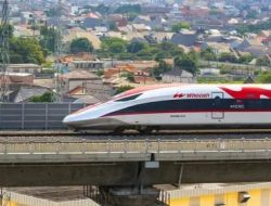 Pemerintah Ambil Alih 60 Persen Saham KCIC, Pengelolaan Whoosh Dipindahkan ke Kemenkeu