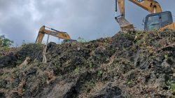 Satgas TMMD Ke-129 Terus Laksanakan Pembenahan Badan Jalan Demi Hasil yang Maksimal