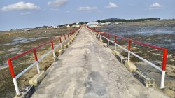 Pengecatan Dermaga Desa Umbele Rampung, Fasilitas Umum Tampak Lebih Baik