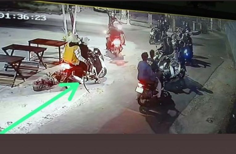 Pemotor Bawa Celurit Satroni Kalikotes Klaten Terekam CCTV, Polisi Langsung Bergerak