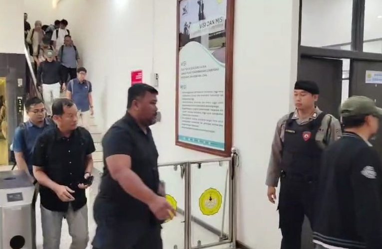KPK Sita 60 Barang Bukti Kasus Korupsi dari Rektorat Unsoed