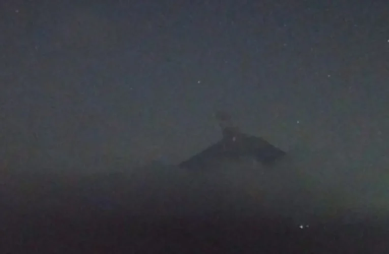 Gunung Semeru Kembali Erupsi, Kolom Letusan Capai 700 Meter
