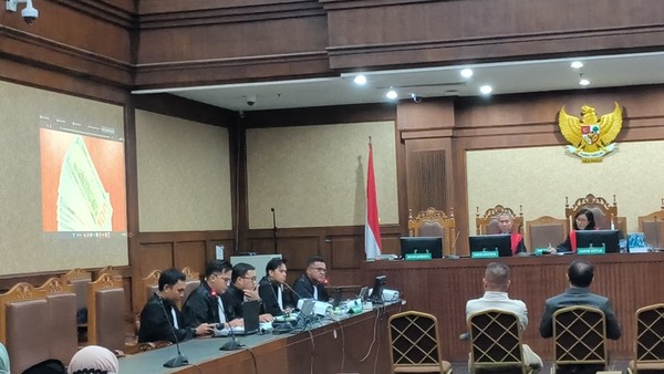 Hakim Heran Eks Dirjen Haji Jawab ‘Bisa Jadi’ di Sidang Eks Menag Yaqut