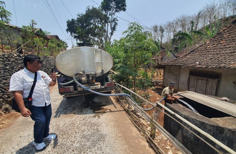 Ironi Kekeringan di Kawasan Wisata Gunungkidul, Warga Menunggu Bantuan Air Bersih