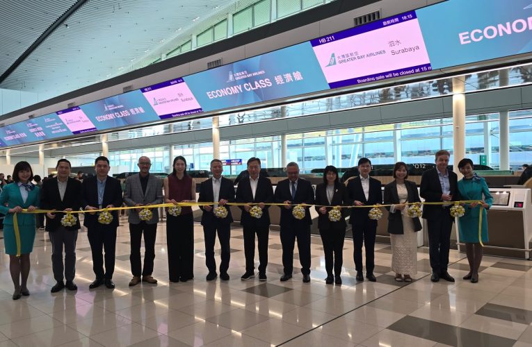 Penerbangan Langsung Hong Kong Surabaya Resmi Beroperasi