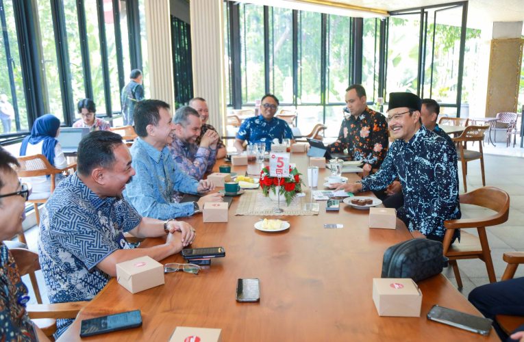 Kemensos dan PT Pos Siapkan Skema Baru Penyaluran Bansos dan Rekening Kolektif