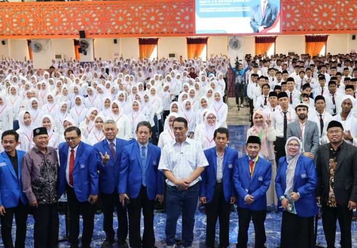 Mentan Dorong Mahasiswa Unismuh Kembangkan Usaha Pertanian dari Lahan Produktif
