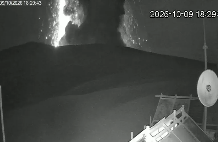 Gunung Anak Krakatau Catat 26 Kali Gempa Letusan dalam Sehari
