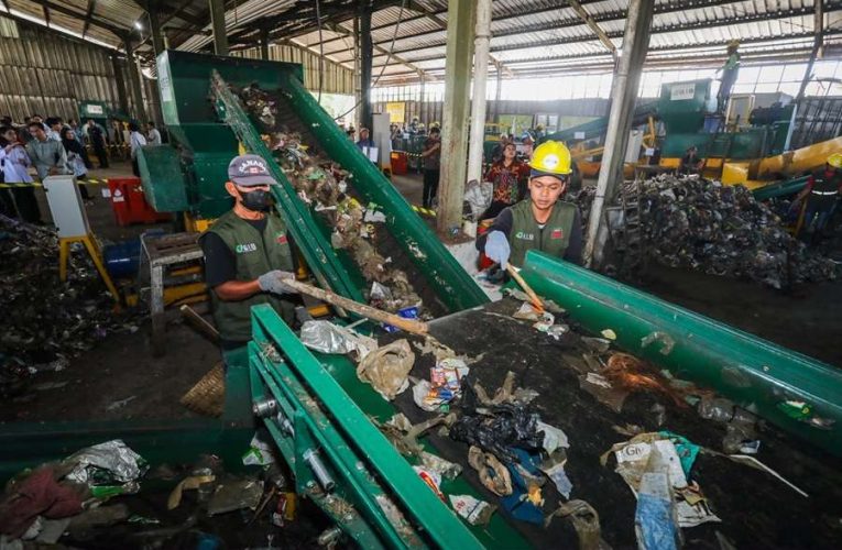 Pemkot Bandung Perkuat Antisipasi Musim Hujan dan Saluran Tersumbat