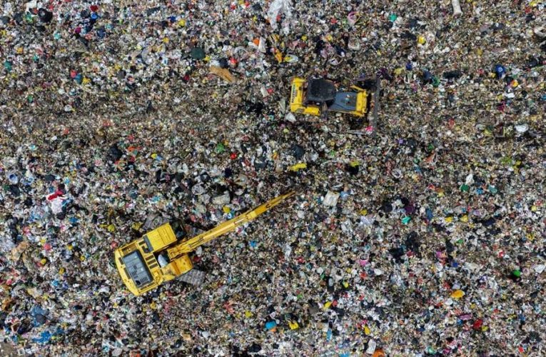 25 Ribu Mahasiswa Dilibatkan untuk Kurangi Sampah Bandung Raya 20 Persen
