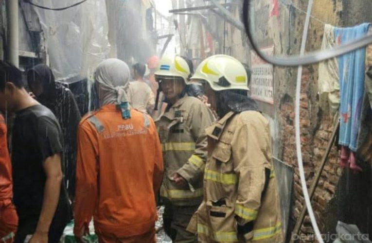 Kebakaran di Taman Sari Hanguskan 14 Rumah, 150 Warga Terdampak